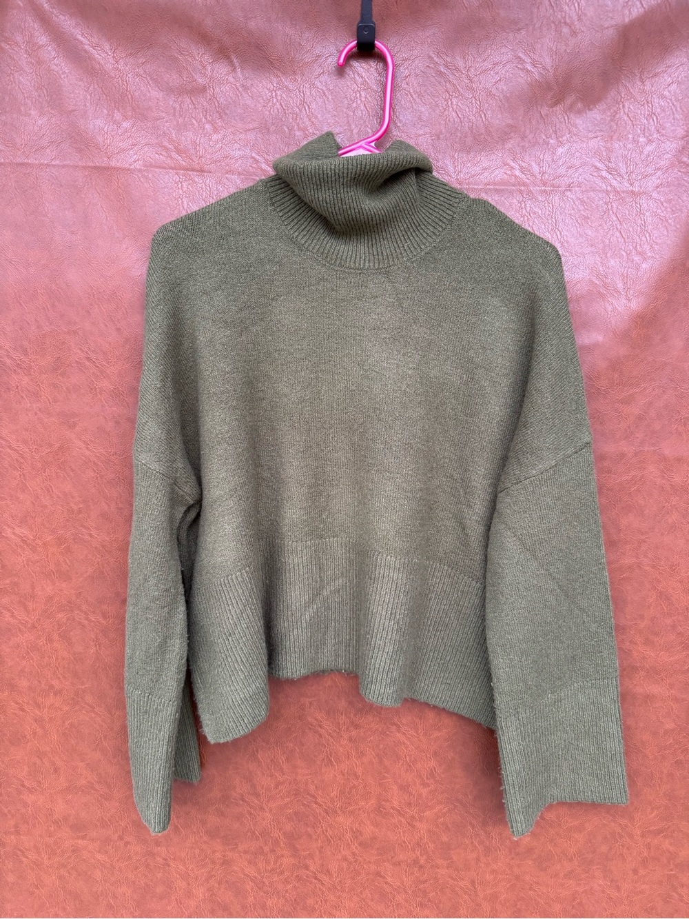 Parker Olive Green Oversized Turtleneck Sweater S